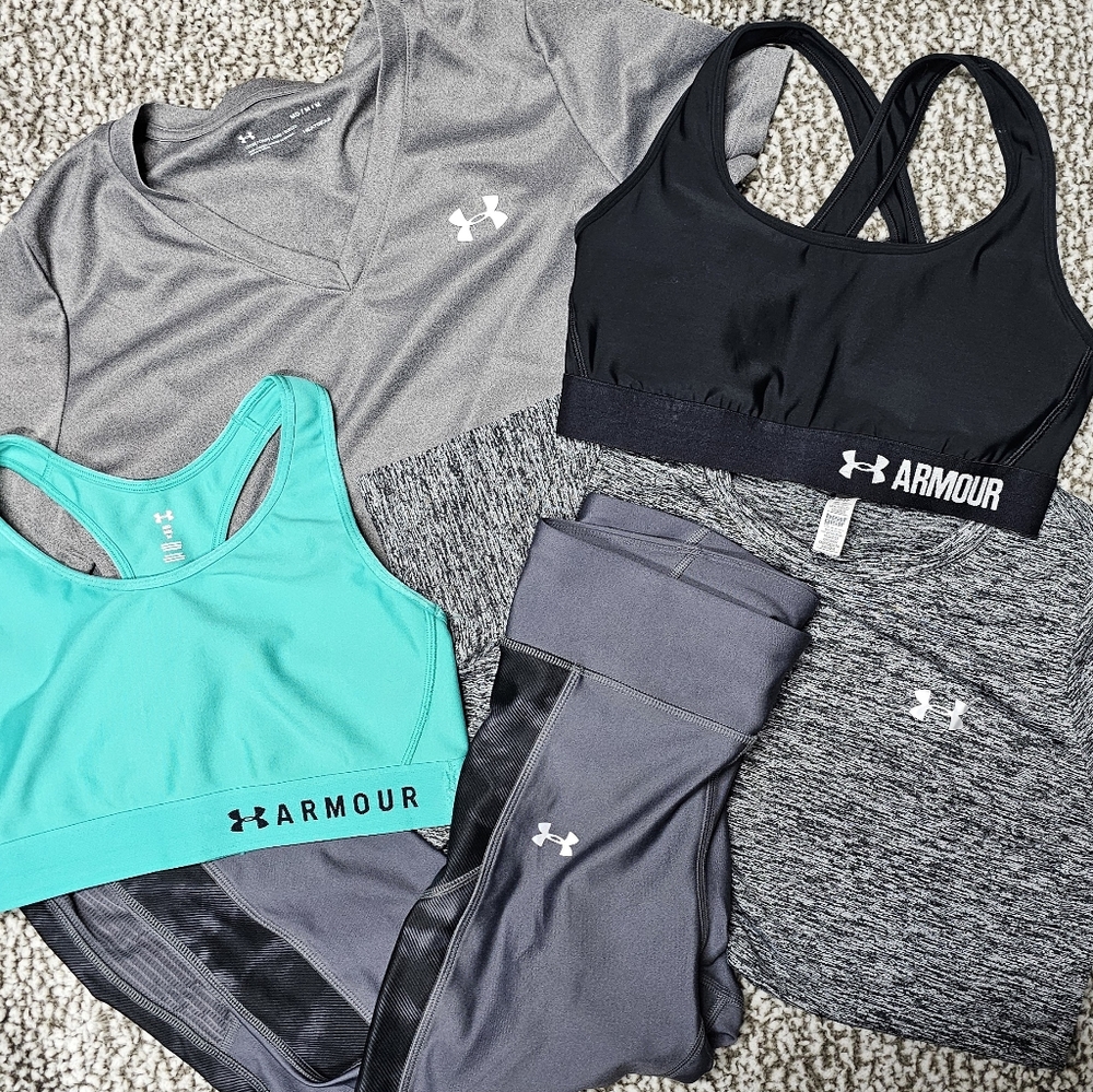 Under Armour Althetics BUNDLE - Sports Bras, Shirts, Pants